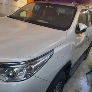Toyota Fortuner 2020 Off white