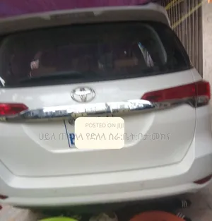 Toyota Fortuner 2020 Off white