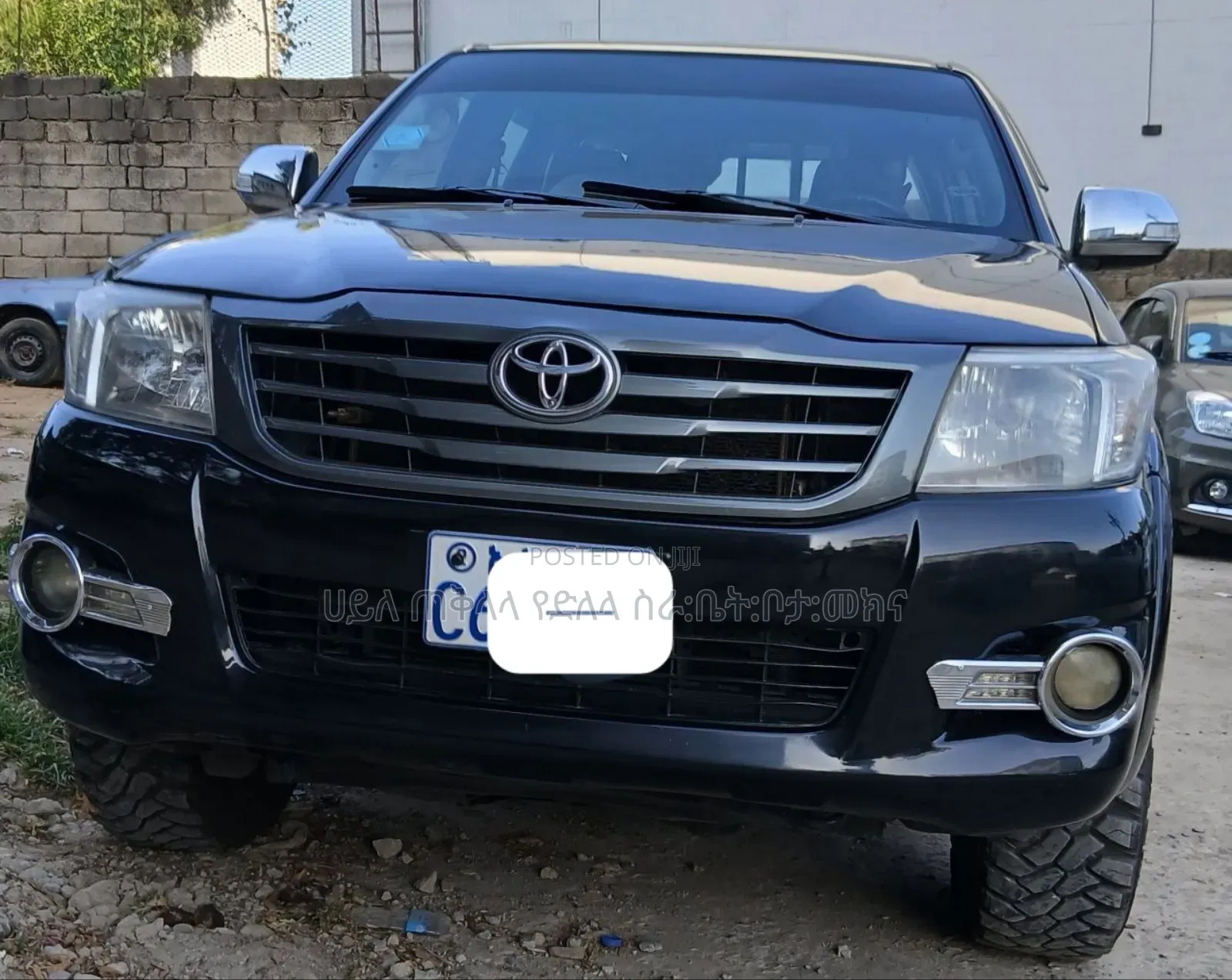 Toyota Hilux 2013 Matt Black