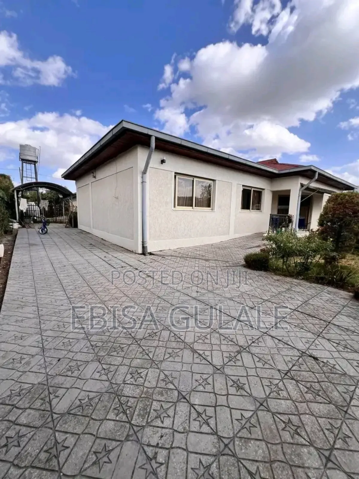 Furnished 5bdrm Farm House in Ropak Real State, Oromia-Finfinne