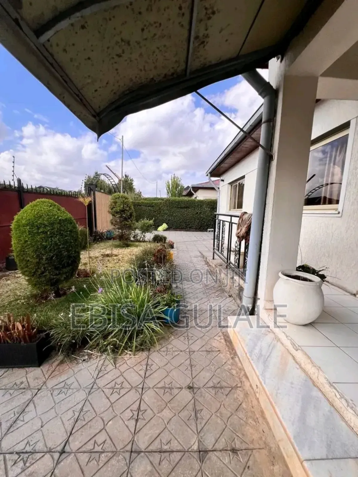 Furnished 5bdrm Farm House in Ropak Real State, Oromia-Finfinne