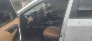 Toyota RAV4 Hybrid 2024 Ivory