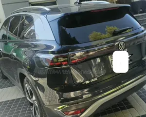 Volkswagen ID.6 2022 Teal