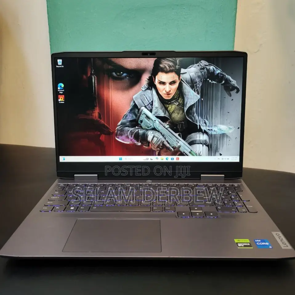 New Laptop Lenovo LOQ 15ARP9 8GB Intel Core i5 SSD 1T
