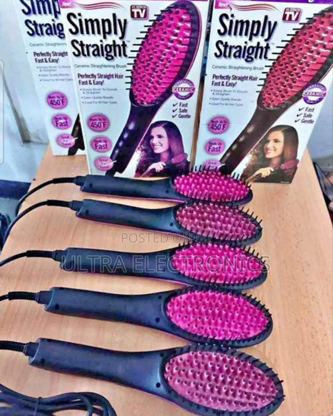 Simply Straight Ceramic Straightening Brush, a 2-in-1 Tool Designed