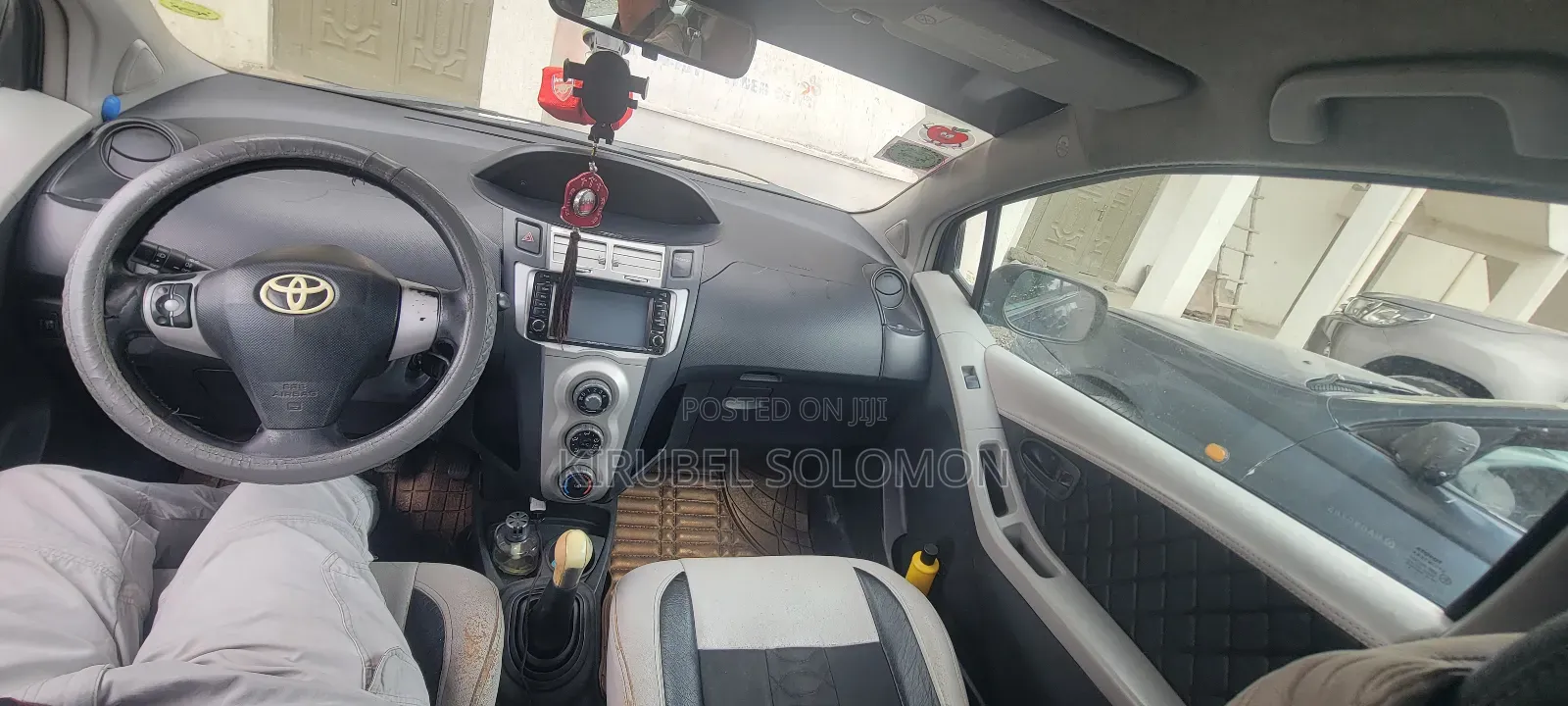 Toyota Yaris 1.3 2006 Blue