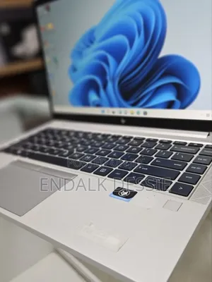 New Laptop HP EliteBook 840 G8 16GB Intel Core i7 SSD 512GB