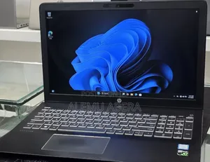 New Laptop HP Pavilion 15 16GB Intel Core i7 SSD 256GB
