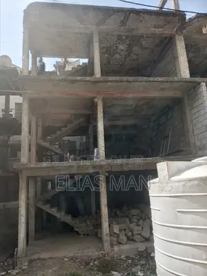 5bdrm House In Akaky Kaliti For Sale