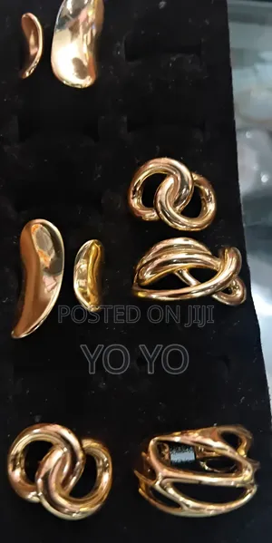 New Brand Ring