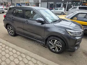 Toyota Raize 1.0 AWD 2023 Gray