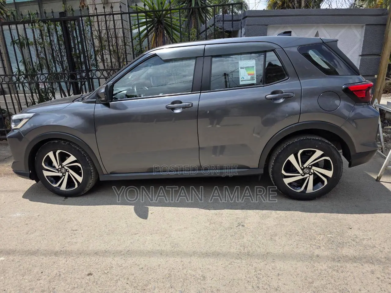 Toyota Raize 1.0 AWD 2023 Gray