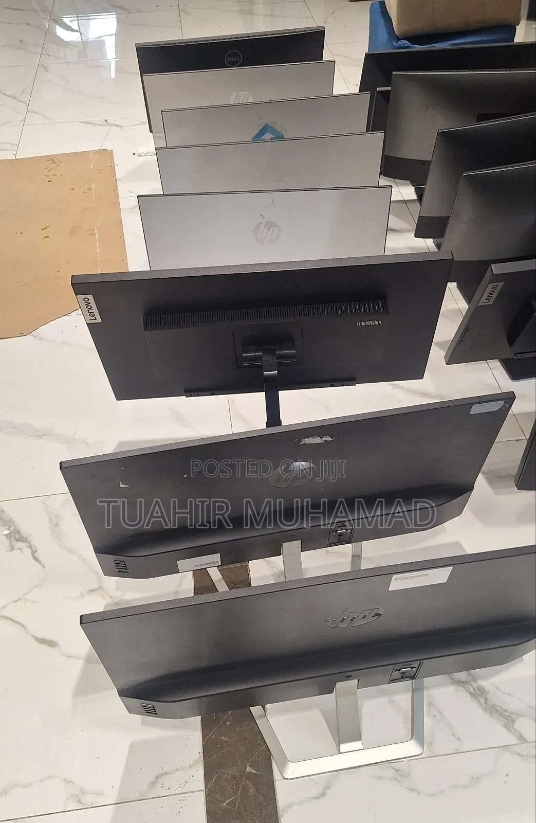 DWLL 27 or 32 or 34inch Monitor Available