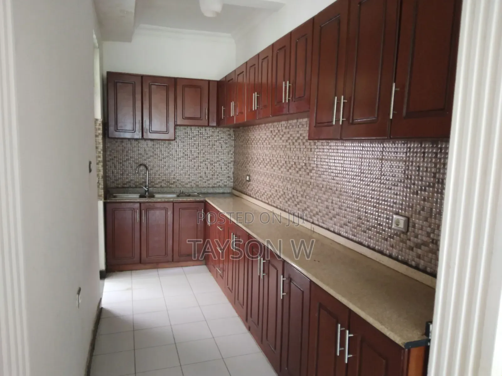 3bdrm Villa in Addis Ababa Wesen, Bole for sale