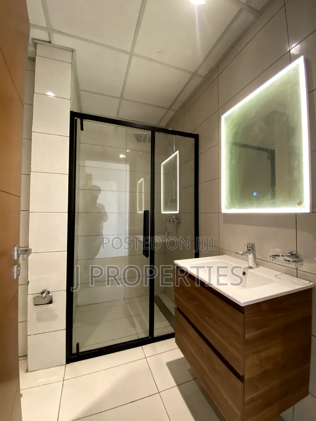 4bdrm Apartment in Kirkos for sale