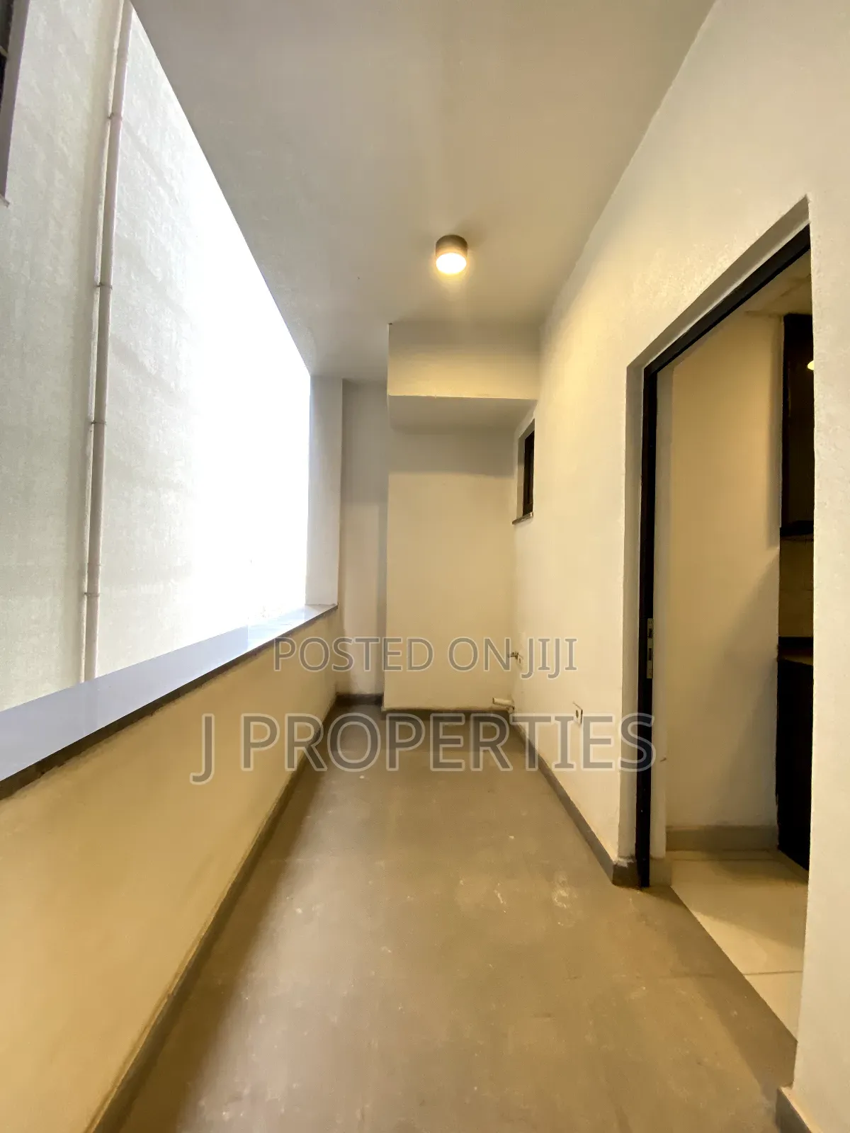 4bdrm Apartment in Kirkos for sale