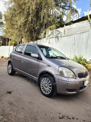 Toyota Vitz 1.0 FWD 3dr 2004 Silver