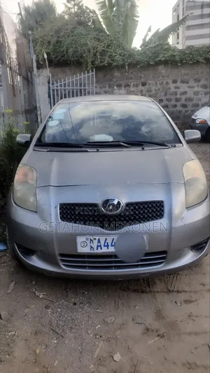 Toyota Yaris 2007 Gray