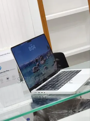 New Laptop Apple MacBook Pro M1 16GB Apple M1 Pro SSD 512GB