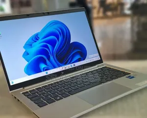 New Laptop HP EliteBook 830 16GB Intel Core i5 SSD 512GB