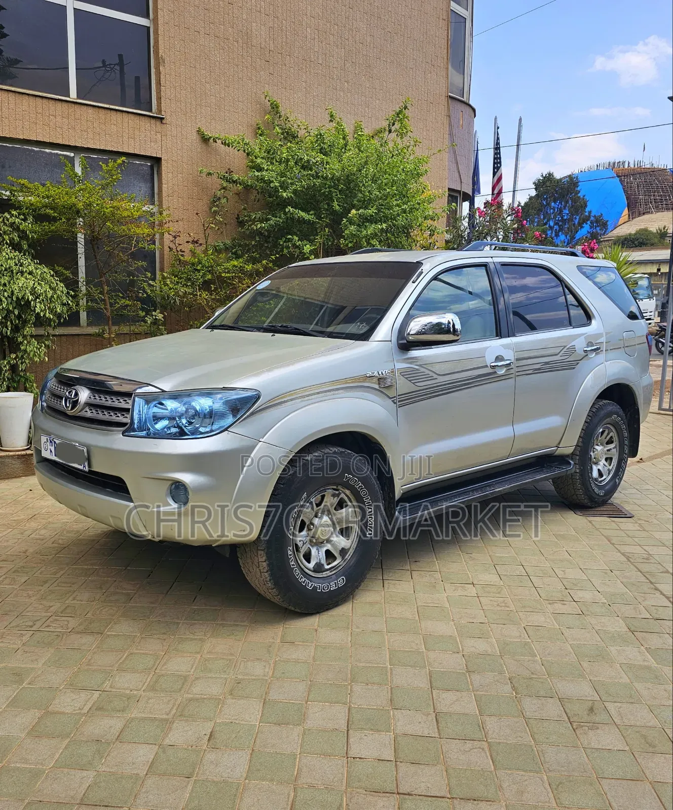 Toyota Fortuner 2.7 RWD 2009 Gold