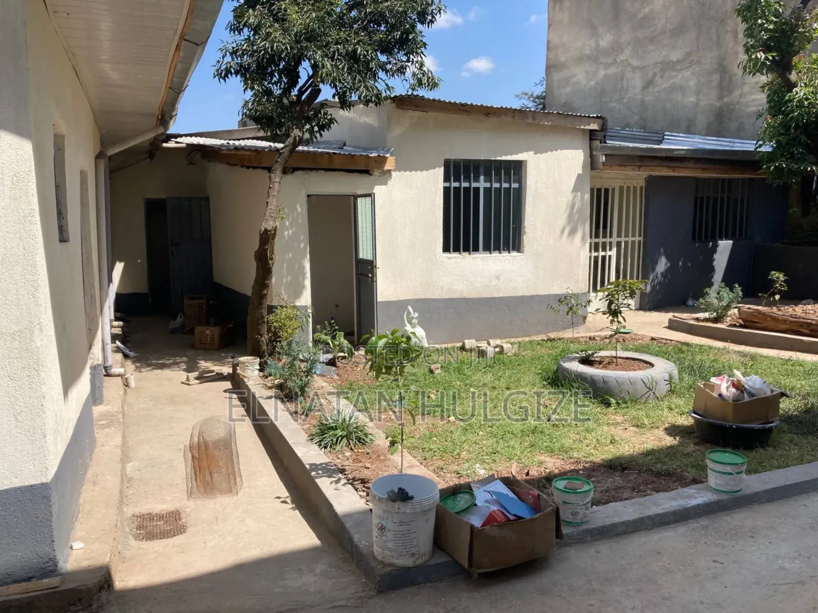 Furnished 3bdrm House in Kolfe Keranio for sale