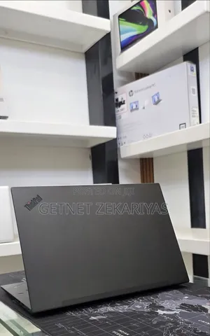 New Laptop Lenovo ThinkPad X1 Carbon 16GB Intel Core i9 SSD 512GB