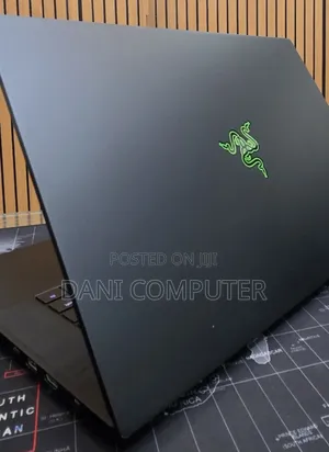New Laptop Razer Blade 16GB Intel Core i7 SSD 512GB