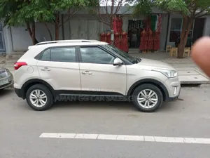 Hyundai Creta 2016 Gold