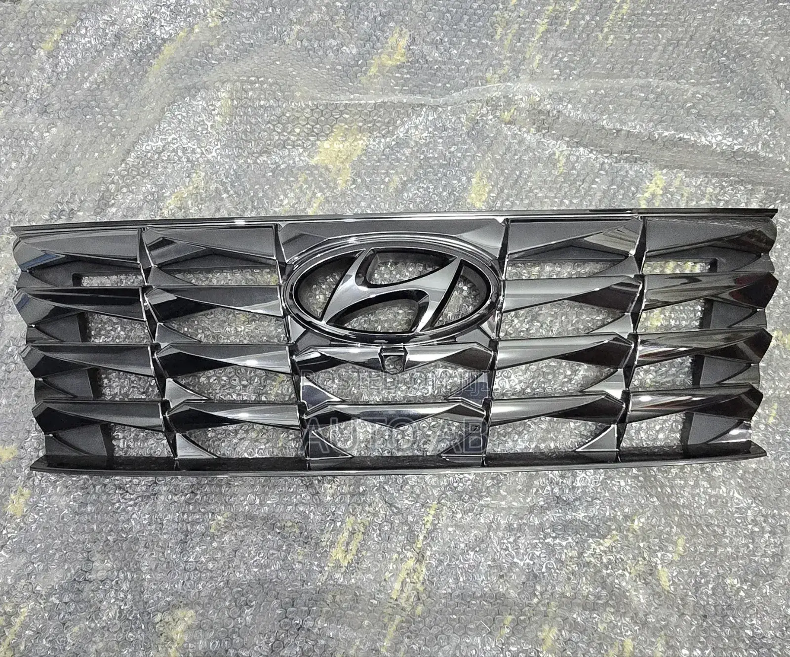 Hyundia Tucson 2022, Air Intake Grille, Front Upper Grill.