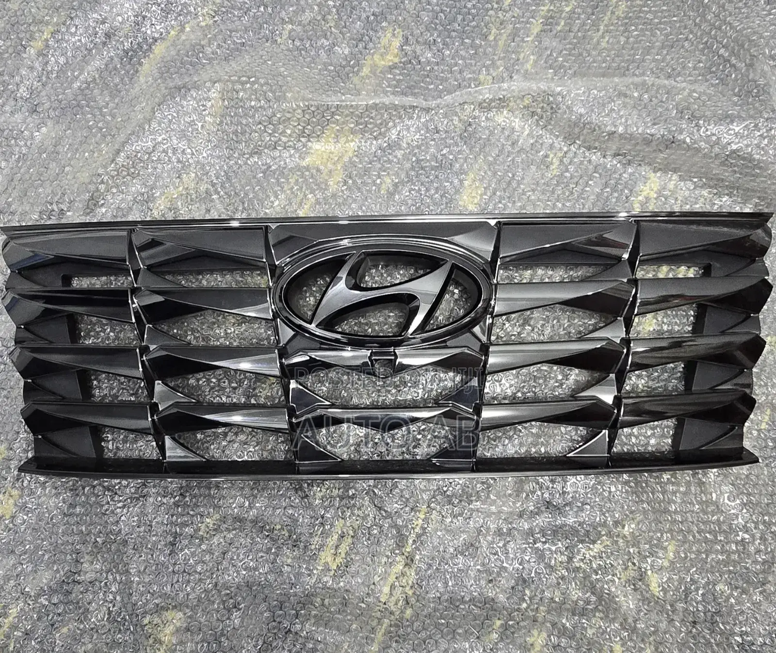 Hyundia Tucson 2022, Air Intake Grille, Front Upper Grill.