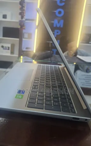 New Laptop HP Stream Notebook 8GB Intel Core i7 SSD 512GB
