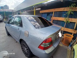 Toyota Corolla X 1.3 2000 Blue