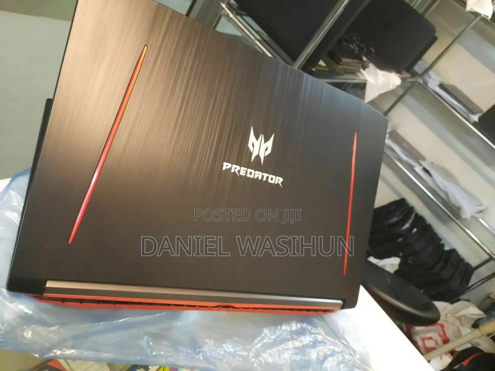 New Laptop Acer Predator Helios 300 12GB Intel Core i7 SSHD+SSD 1T