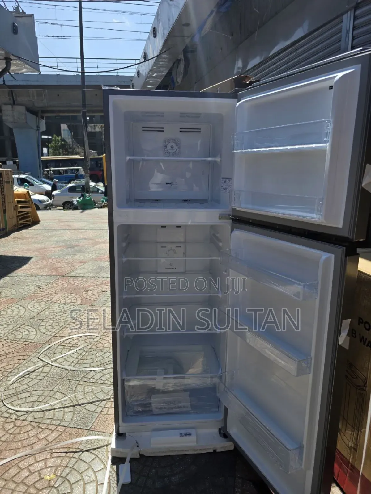Refrigerator