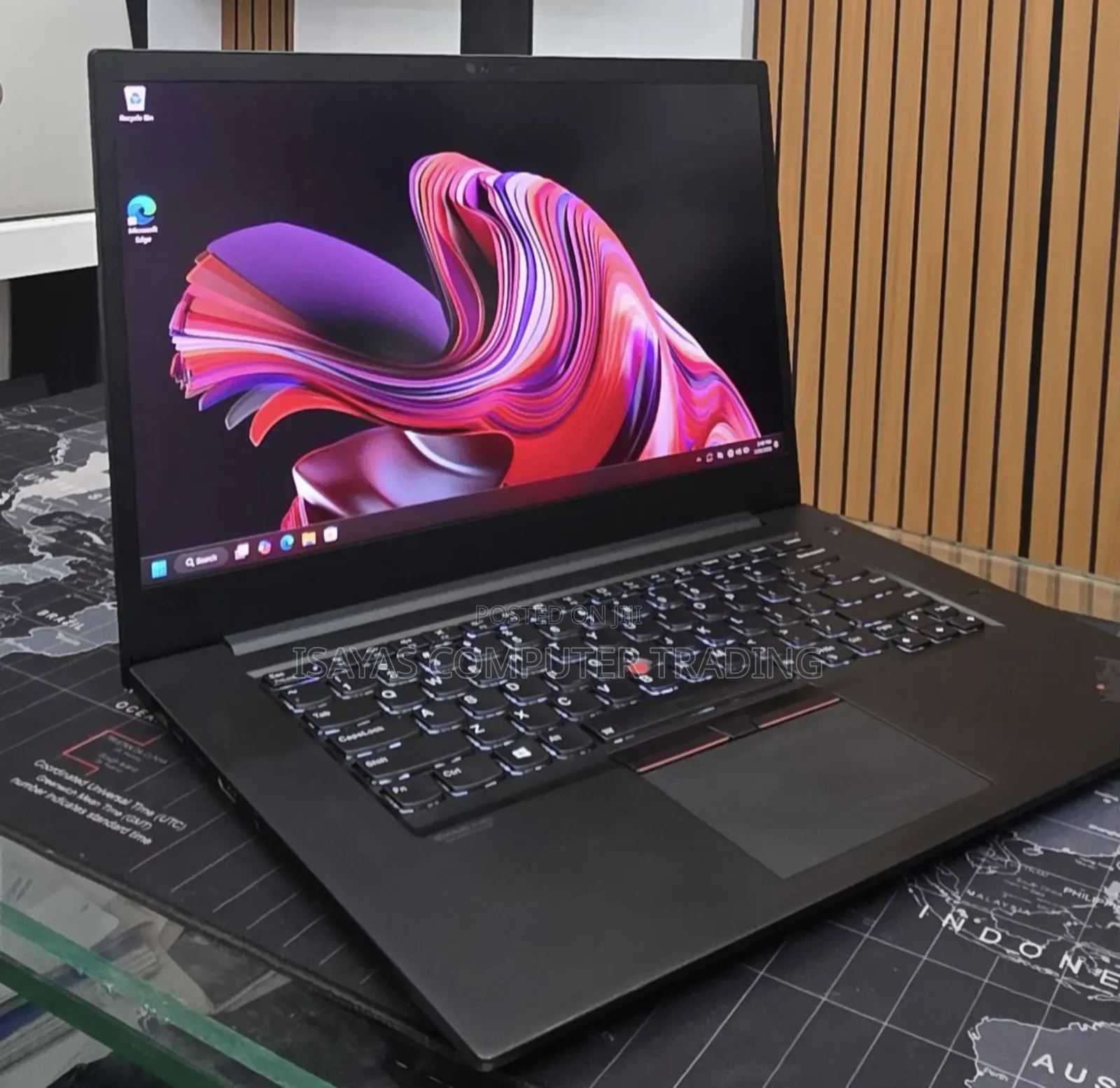 New Laptop Lenovo ThinkPad X1 16GB Intel Core i9 SSD 512GB