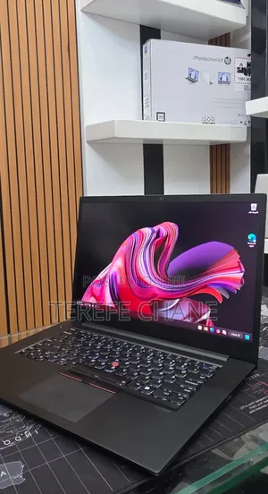 New Laptop Lenovo ThinkPad X1 16GB Intel Core i9 SSD 512GB