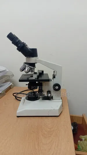 Microscope