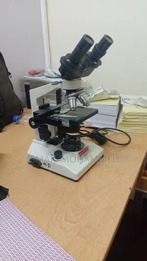 Microscope