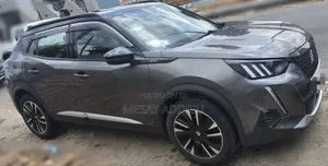 Peugeot 2008 2021 Gray