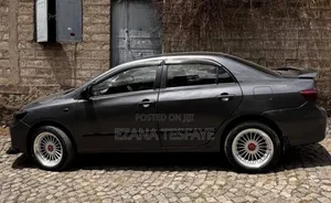 Toyota Corolla 2012 Gray