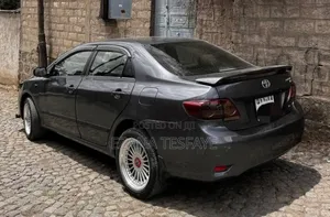 Toyota Corolla 2012 Gray