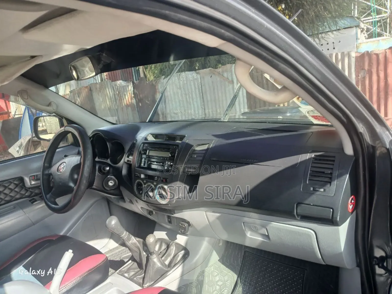 Toyota Hilux 2.5 D-4D 4X4 SRX 2010 Gray