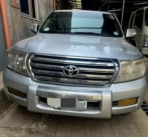 Toyota Land Cruiser 2011 Silver