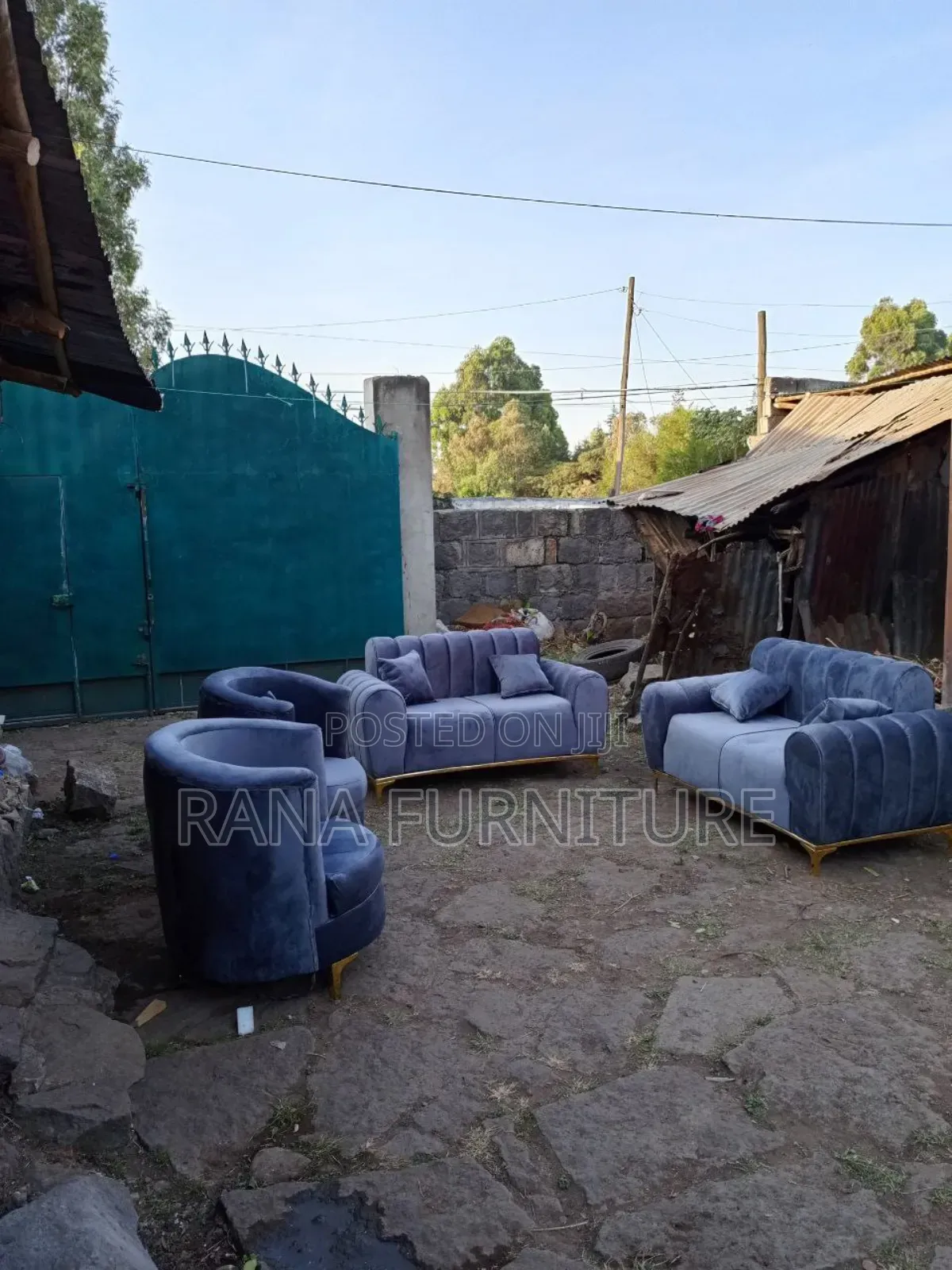 New Design Sofa Set Available