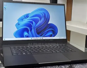New Laptop Razer Blade 16GB Intel Core i7 SSD 512GB