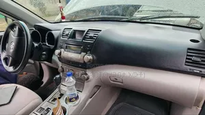 Toyota Highlander 2008 Gray