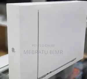 New Laptop Apple MacBook Air 2025 M4 13-inch 16GB Apple M4 SSD 256GB