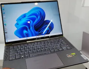 New Laptop Lenovo 32GB AMD Ryzen 7 SSD 512GB