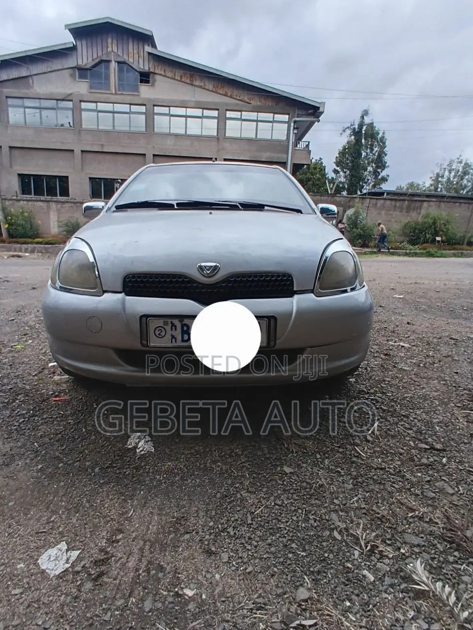 Toyota Vitz 2001 Gray